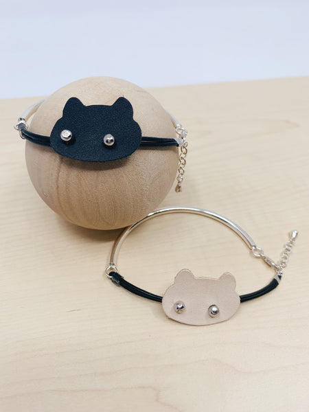 Bracelet | Silver Bangle with Eyes Leather Cat Face